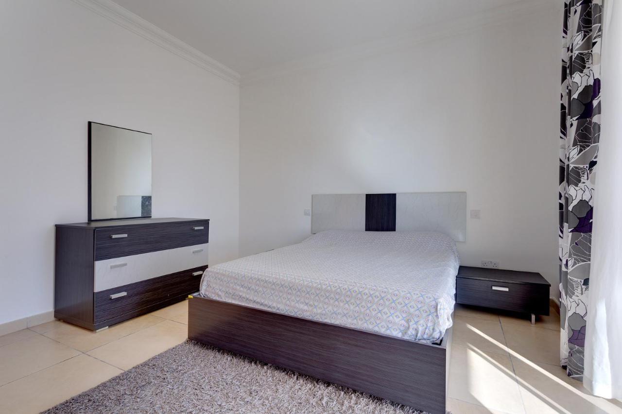 Apartment With Pool Sliema Extérieur photo